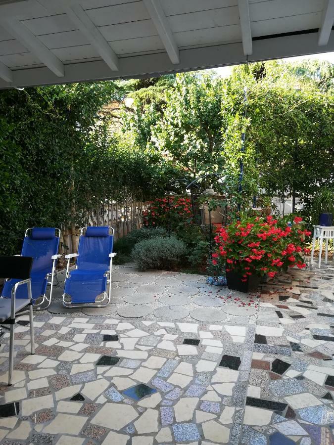 Holiday Home Nadia Pula Exterior photo